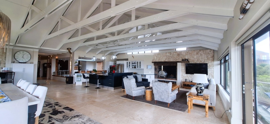 4 Bedroom Property for Sale in Witsand Western Cape